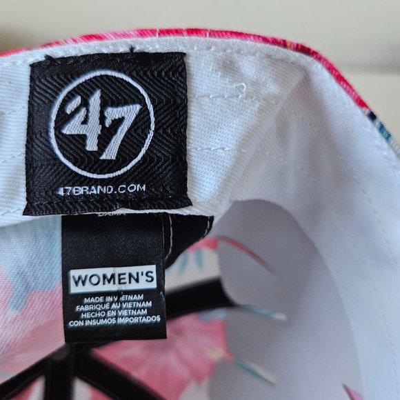 Cleveland Cavaliers Hat Cap Strap Back Tropical Floral 47 Clean Up NBA Womens - Picture 11 of 12